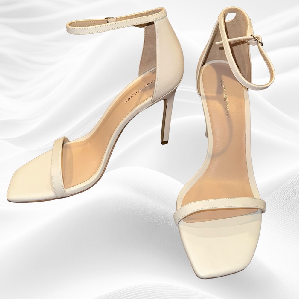 Stuart Weiztman‎ Amelina 95  White/Ivory  Sandal Size 9.5B NWOB
